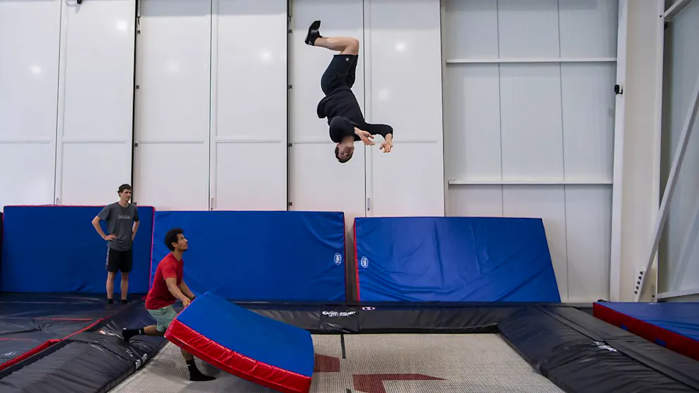 Iouri Podladtchikov vor dem Comeback in Laax - Gallery. Auf dem Trampolin tastet sich Iouri Podladtchikov wieder heran
