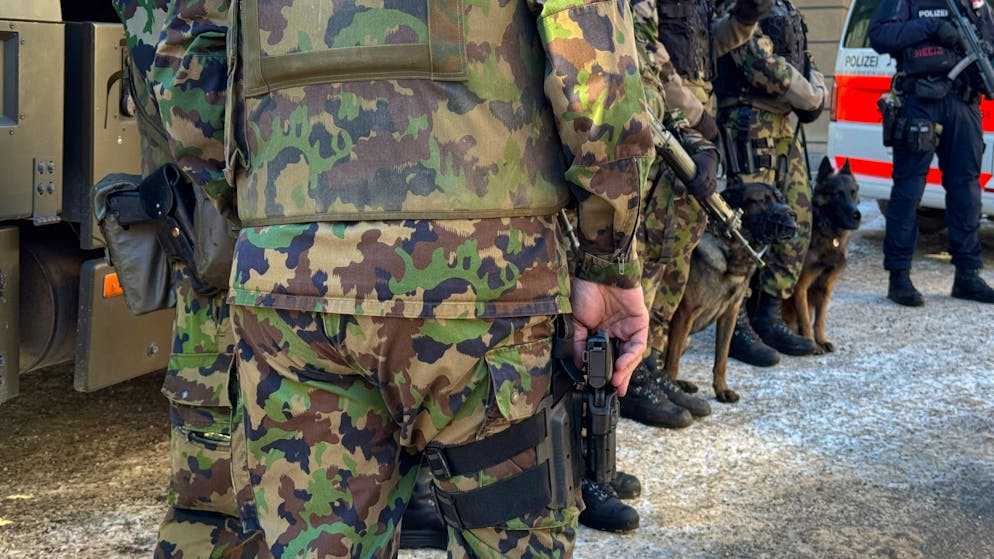 5000 soldiers and thousands of police officers. Even armed fighter jets will be deployed at the WEF