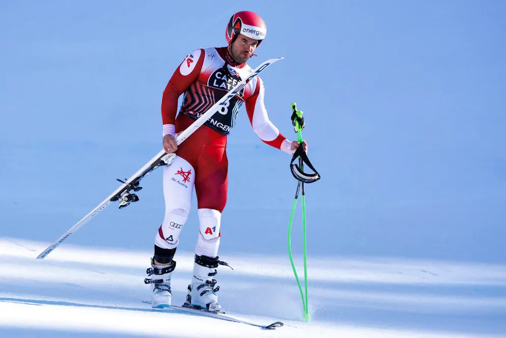 Sinnbildlich für die Situation des österreichischen Skiteams: der frühere Seriensieger Vincent Kriechmayr nach seinem Sturz in der Abfahrt am Lauberhorn. 