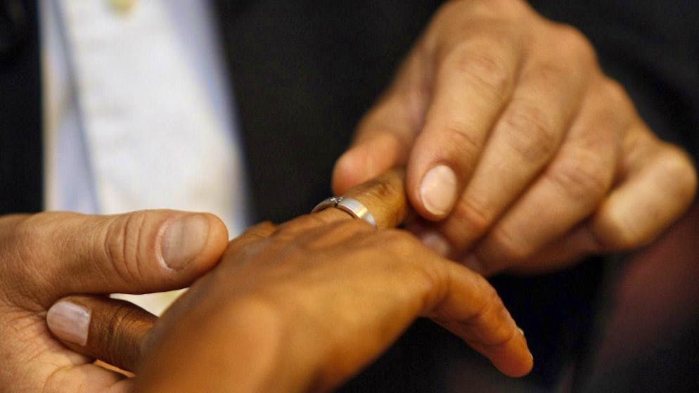 Un avenir commun heureux - c'est ce que l'«escroc au mariage» promettait aux femmes, qui se trouvaient généralement dans une phase difficile de leur vie.