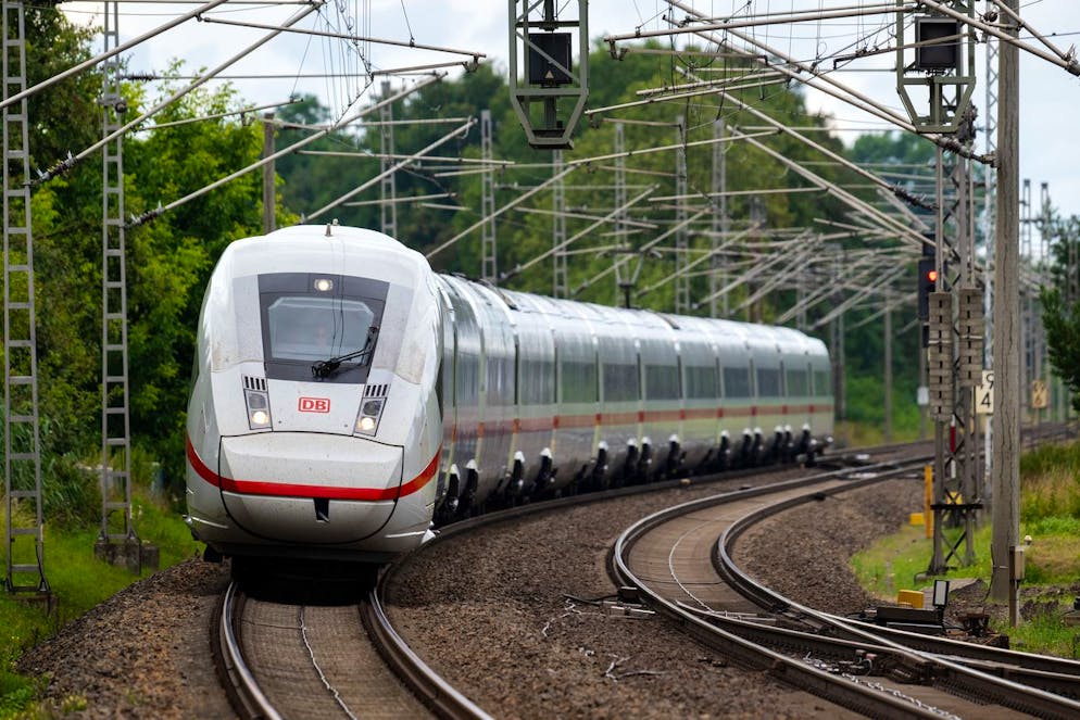 Ce train grande vitesse (ICE) circulait vers Lubeck depuis Munich, un trajet d'environ sept heures. (image d'illustration)