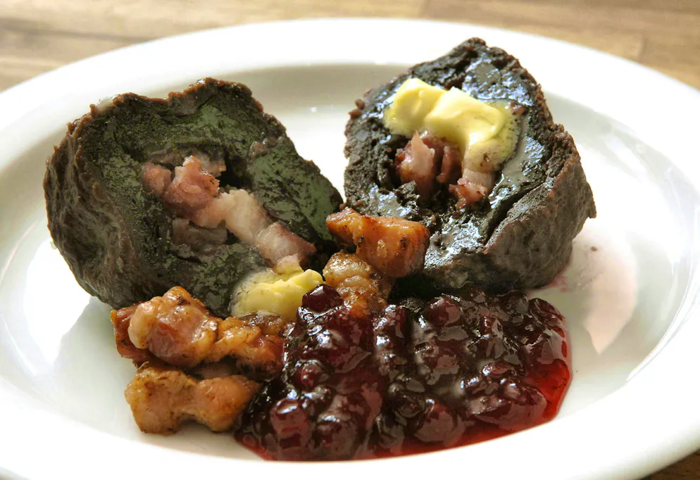 Blodpalt comes from Finland. The dark brown bait has a special ingredient: animal blood.