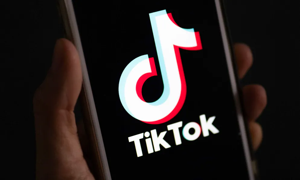 Tiktok ist in den USA wieder in den Appstores verfügbar.
