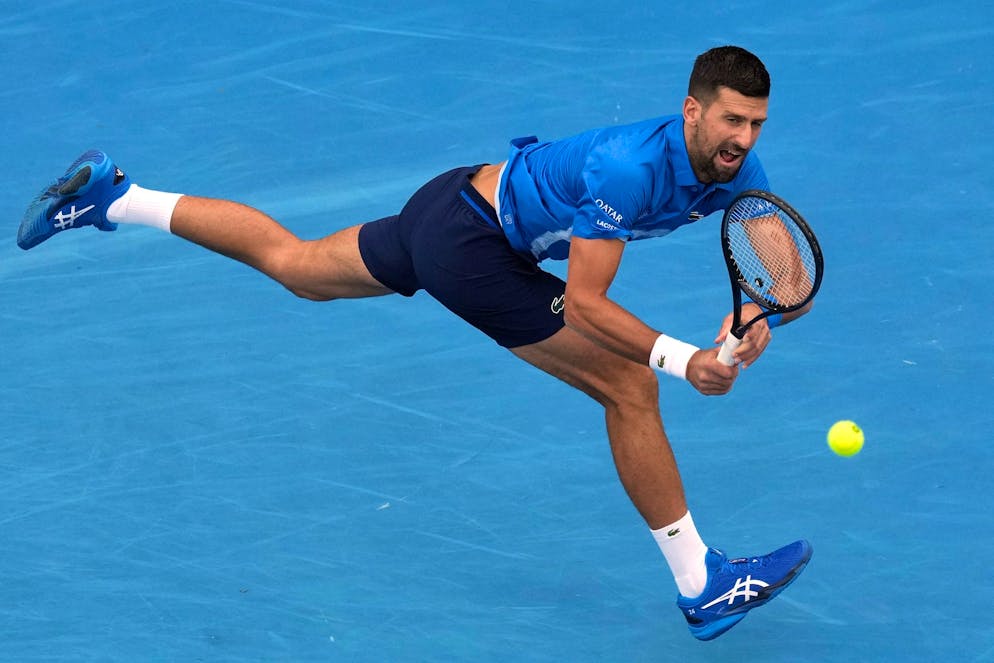 Novak Djokovic zieht ins Viertelfinale gegen Carlos Alcaraz ein
