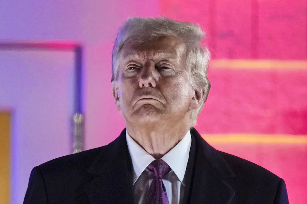 La fuite de ce câble diplomatique tombe mal : c'est précisément l'ambassadeur à Washington qui doit représenter le gouvernement allemand lundi à l'investiture de Donald Trump.