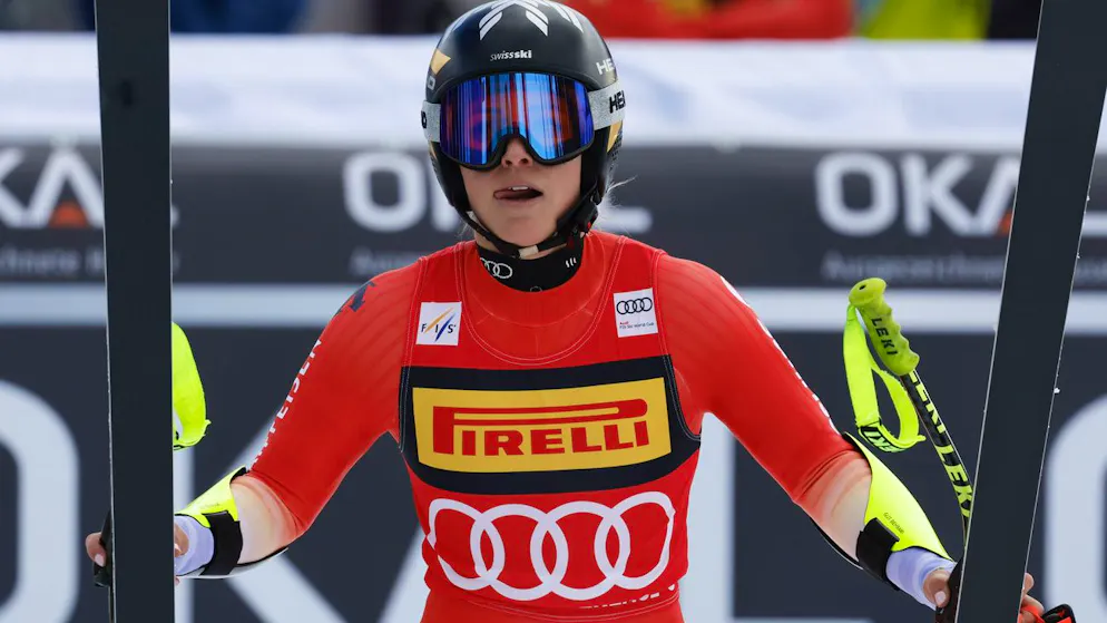 Brignone wins Super-G. Gut-Behrami and Suter finish on the podium in Cortina - Vonn crashes