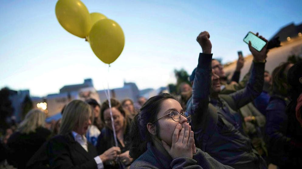 Relatives and friends of people killed or kidnapped by Hamas and taken to the Gaza Strip react in Tel Aviv, Israel. Photo: Oded Balilty/AP/dpa