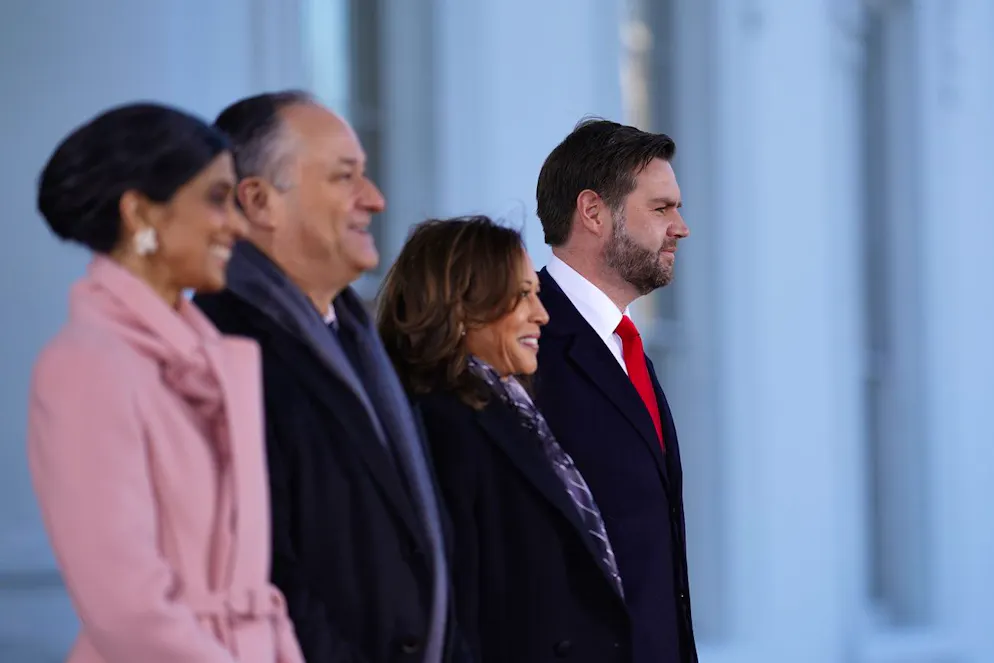 Die Bilder von Donald Trumps Amtseinführung. Von links: Usha Vance, Doug Emhoff, Kamala Harris. JD Vance.