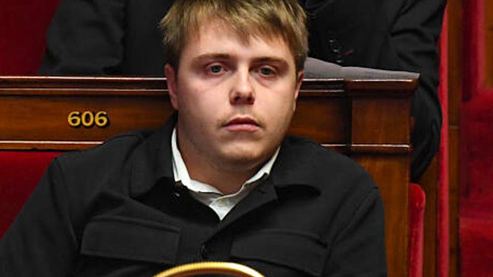 «Ils ont intimidé mes voisins». Louis Boyard annonce porter une nouvelle fois plainte contre Cyril Hanouna