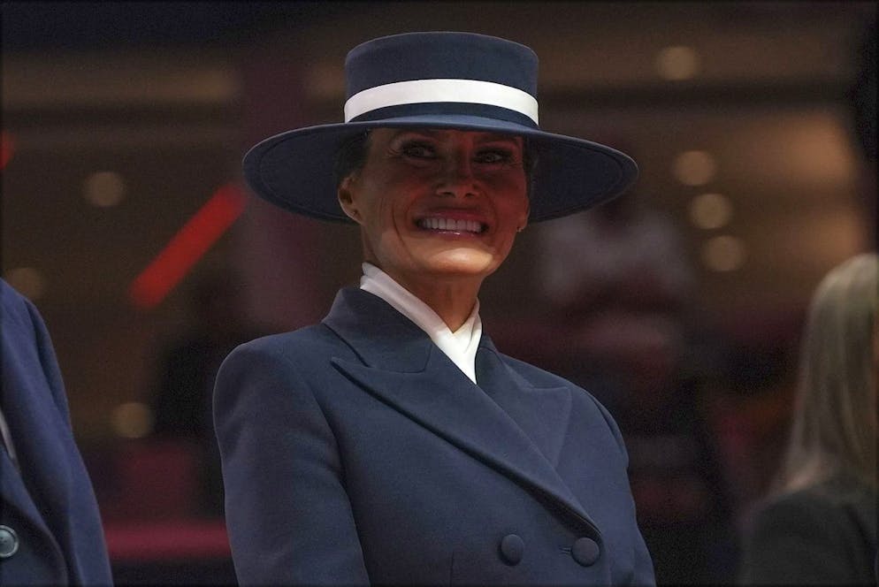 La first lady Melania Trump sorride durante l'inaugurazione del martio Donald, quale 47esimo presidente degli Stati Uniti d'America.