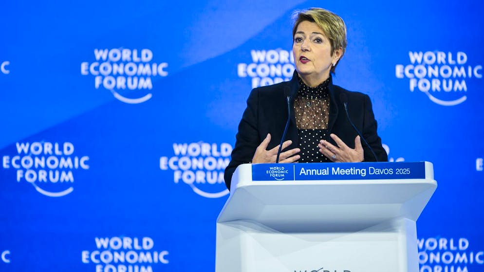 Davos. Keller-Sutter apre il WEF e loda la concorrenza e la stabilità per il benessere dei Paesi