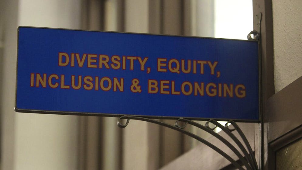 Le Bureau fédéral de la gestion du personnel a demandé d'"envoyer une notification à tous les employés des bureaux DEIA (Diversité, Equité, Inclusion et Accessibilité) les informant qu'ils sont placés en congé administratif payé avec effet immédiat" (archives).