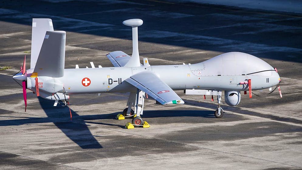 Die Beschaffung von neuen Aufklärungsdrohnen aus Israel verzögert sich um Jahre. Die Eidgenössische Finanzkontrolle kritisiert das Vorhaben harsch und fordert, über die Bücher zu gehen. (Archivbild)