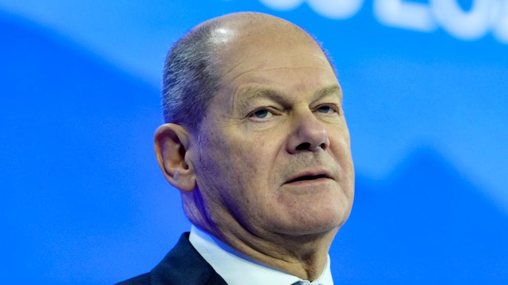 L'Allemagne choquée - Scholz s'emporte. «J'en ai assez de voir de tels actes de violence se produire chez nous»