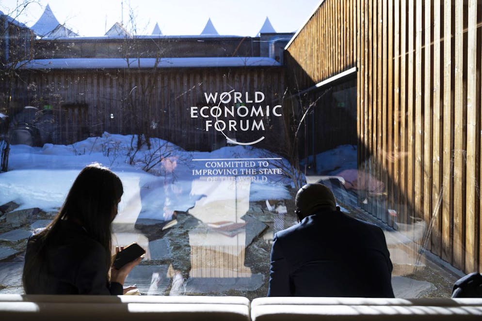 La vallesana visiterà i militari attualmente impegnati nel WEF (il Forum economico mondiale) a mezzogiorno nella località grigionese.