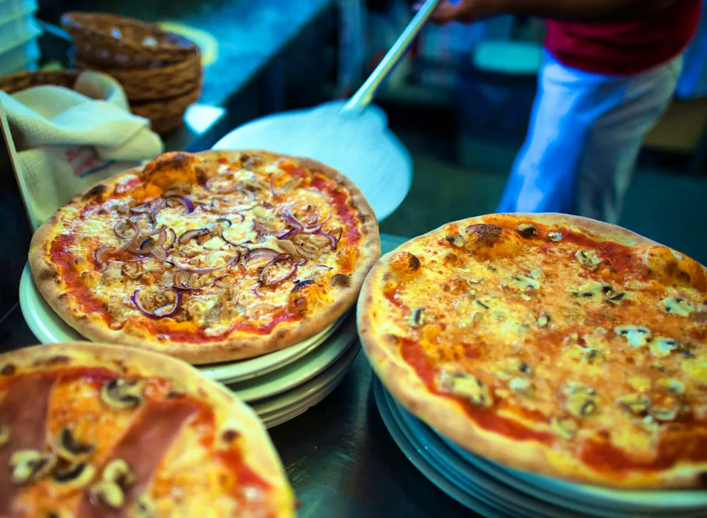 Owner of a pizzeria in Bern has to pay a fine. The hygiene measures were inadequate.