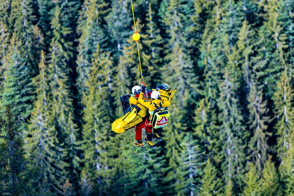 DSV ski racer Schramm seriously injured in Kitzbühel - Gallery. Austrian Felix Hacker was rescued by helicopter after a training crash in Kitzbühel