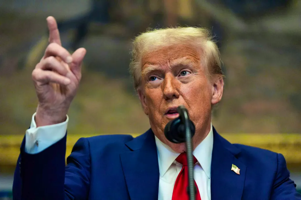 US President Donald Trump threatened companies with punitive tariffs if they do not produce in his country. (archive image)