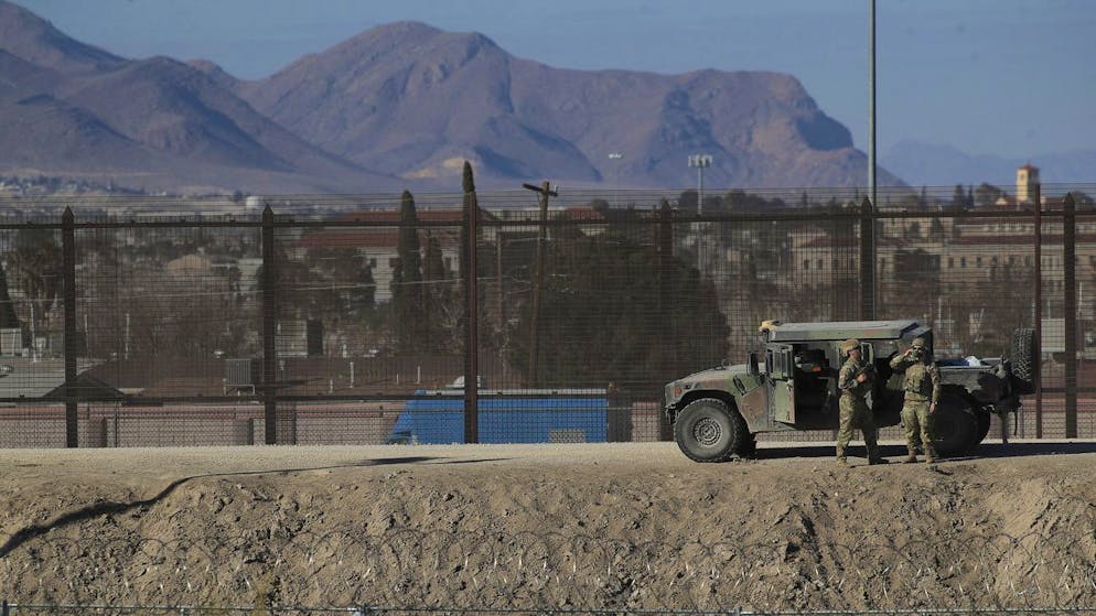 A poche ore dall'insediamento. Gli Stati Uniti blindano il confine col Messico, via libera alla legge anti-migranti di Trump