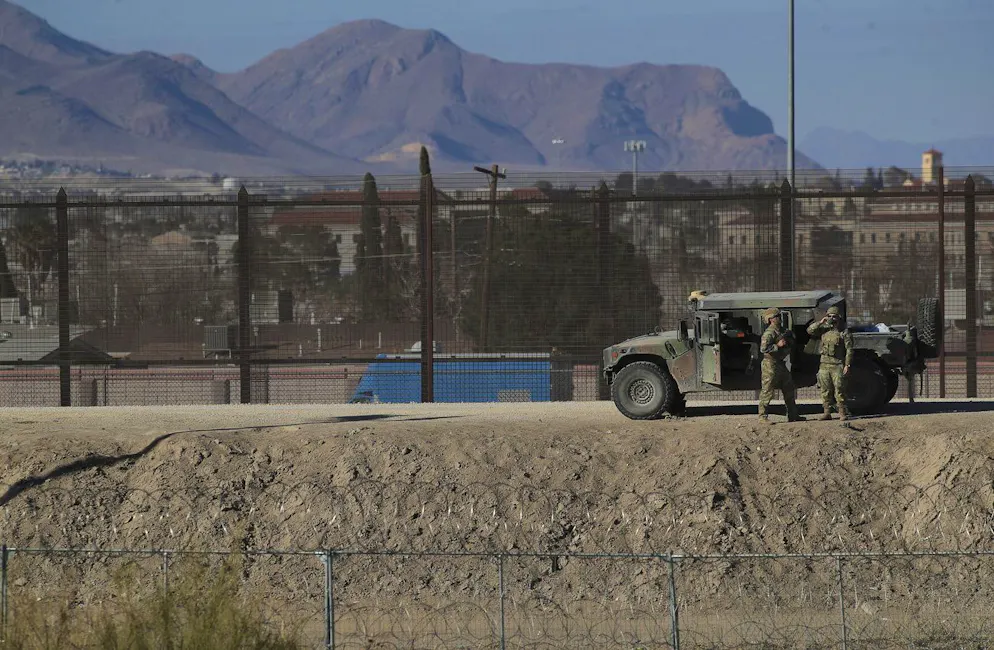 Donald Trump ha lanciato una serie di ordini esecutivi intesi a sigillare il confine con il Messico (foto d'archivio).