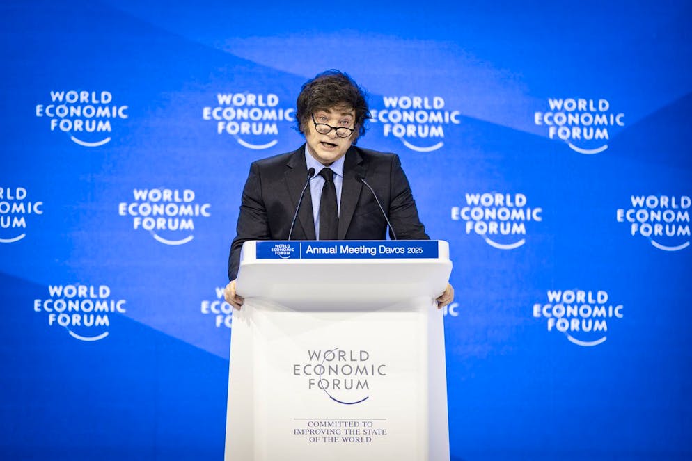 Il presidente argentino Javier Milei ha attaccato per gran parte del suo discorso il woke, «cancro» e «virus mentale» inoculato nelle menti dai socialisti per mantenere il potere.