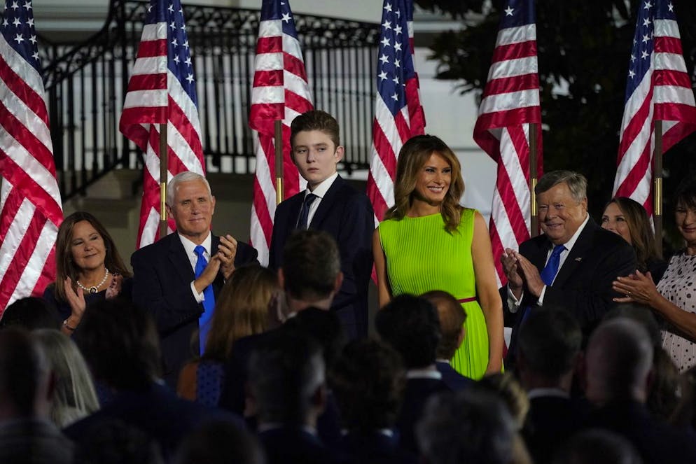 Barron est aussi proche de sa mère Melania, qui se montre très protectrice à son égard. (archives)