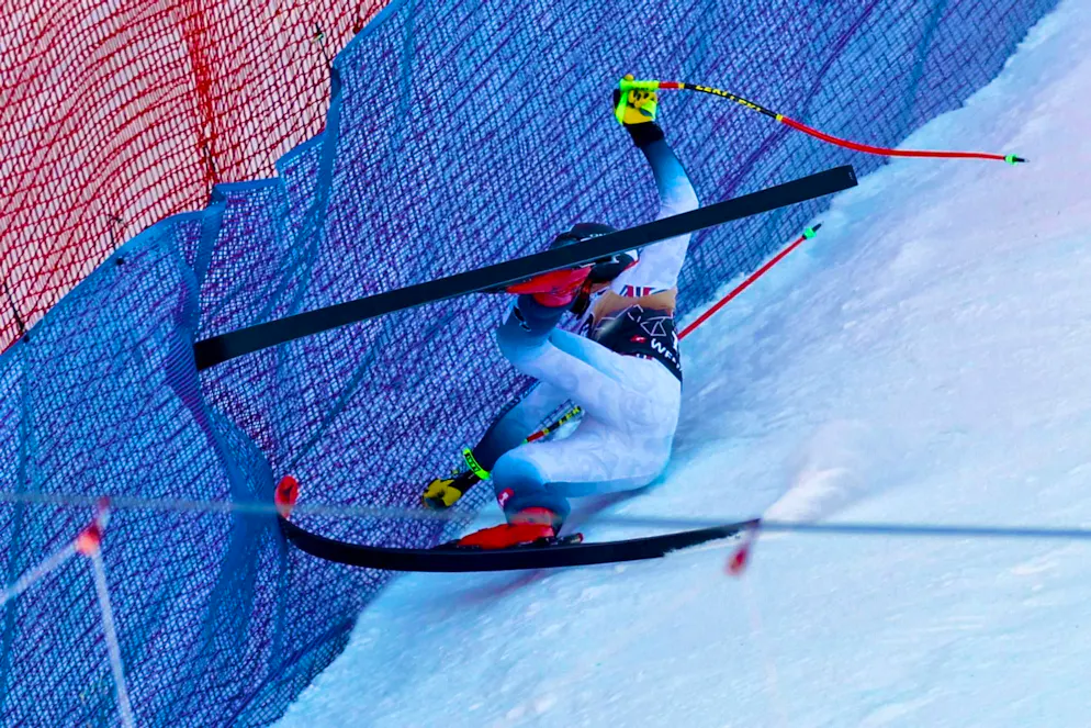 Skiing spectacle on the Streif: The danger is always there - Gallery. The Norwegian Aleksander Aamodt Kilde crashed heavily in Wengen around a year ago.