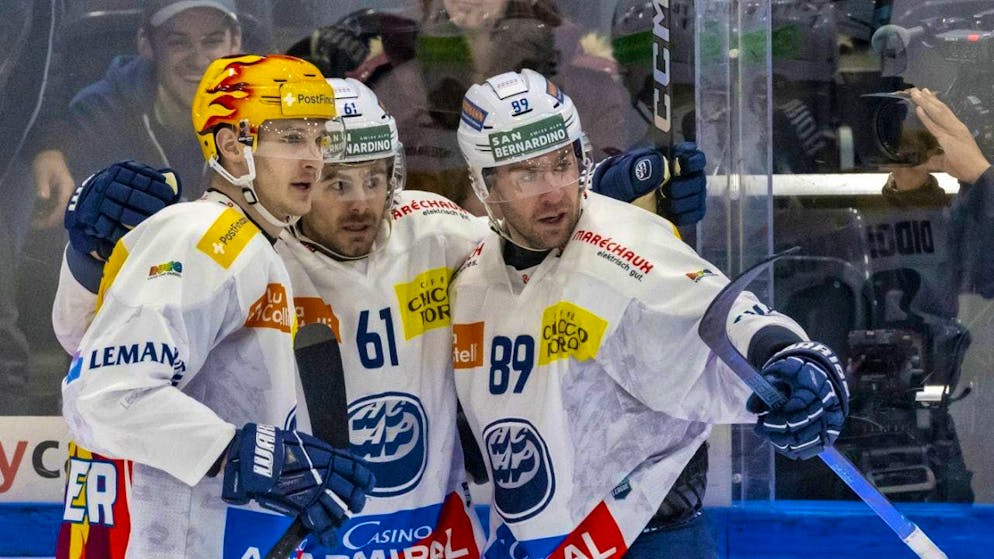 A record in Zug and plenty of spectacle in Lausanne and Fribourg - Gallery. Ambri's top scorer Dominik Kubalik (left) tied the game 3:3 in Zug (56th) and decided the game after 19 seconds in overtime.