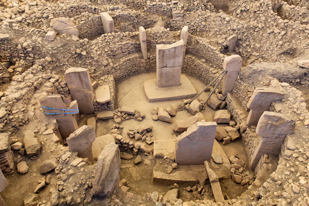Théorie des anciens astronautes. Grandes structures circulaires avec des piliers de pierre massifs, site archéologique néolithique de Gobekli Tepe datant du 10e millénaire avant J.-C., site du patrimoine mondial de l'UNESCO, Potbelly Hill, Sanliurfa, Turquie.
