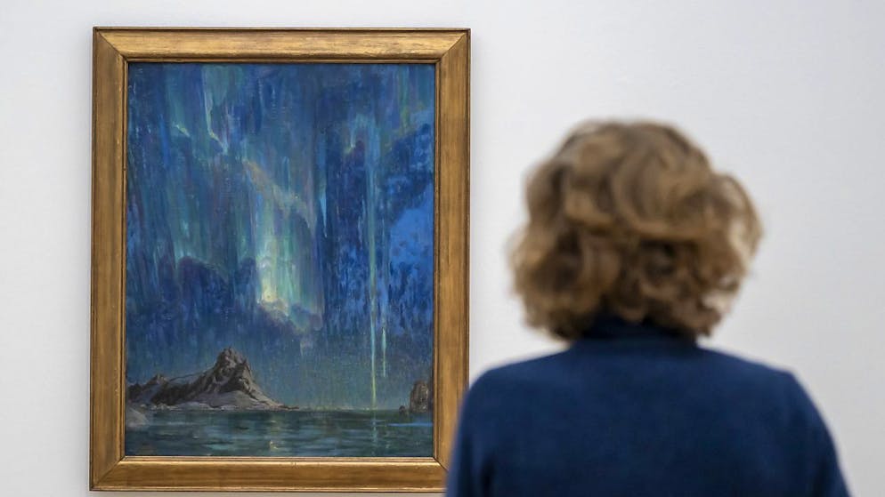 Il dipinto "Aurora boreale. Schizzo della Norvegia settentrionale", di Anna Boberg (1864-1935), è esposto alla Fondazione Beyeler nell'ambito della mostra tematica "Luci del Nord", che riunisce una settantina di opere di tredici pittori scandinavi e canadesi tra il 1880 e il 1930.