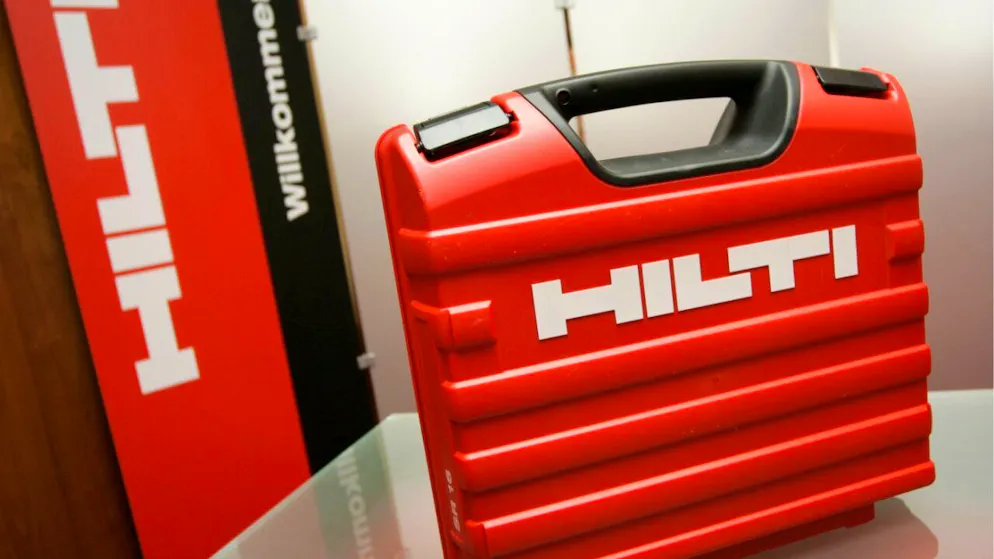 Der Baugerätehersteller Hilti hat im vergangenen Jahr das schwierige Marktumfeld für die Bauindustrie zu spüren bekommen. Zudem gab es weiter Gegenwind vom starken Franken. Dies bremste den Umsatz. (Archivbild)