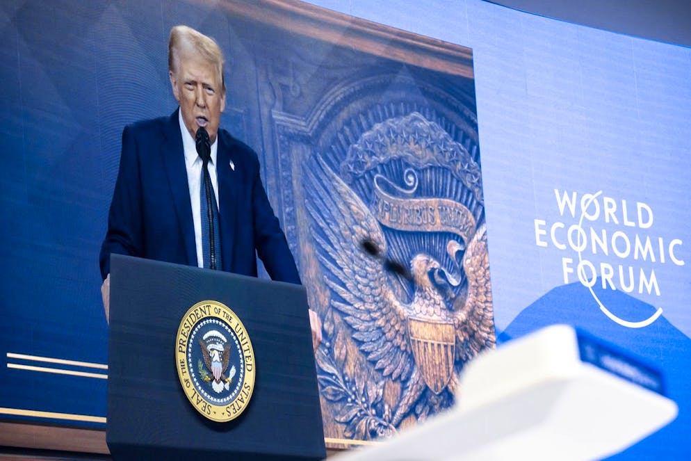 «Du point de vue des Etats-Unis, l'UE nous traite très injustement, très mal», a déclaré plus tôt dans la journée Donald Trump, lors d'une prise de parole à l'occasion du Forum économique mondial de Davos (GR).