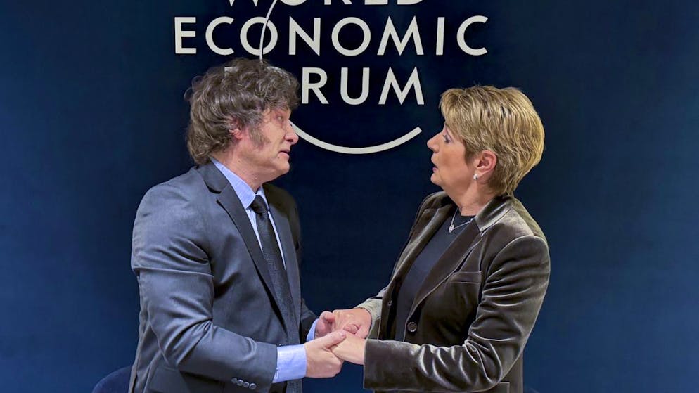Plus de 50 rencontres bilatérales pour le Conseil fédéral au WEF - Gallery. La présidente de la Confédération Karin Keller-Sutter a rencontré treize chefs d'Etat et de gouvernement à Davos, dont le président argentin Javier Milei.