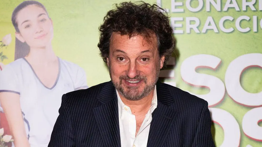 Sanremo 2025. Pieraccioni punzecchia Conti: «A condurre chiami gli amici. Clerici e Scotti... ma davvero?»