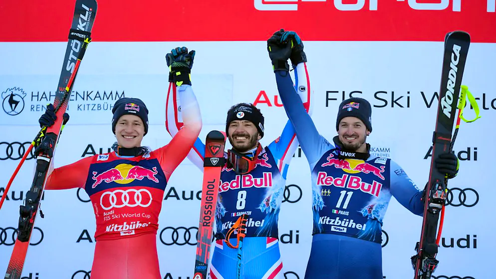 Odermatts achte Abfahrt in Kitzbühel soll den ersten Sieg bringen - Gallery. Der Franzose Cyprien Sarrazin (Mitte) distanziert Marco Odermatt um mehr als neun Zehntel, Dritter wird der Italiener Dominik Paris