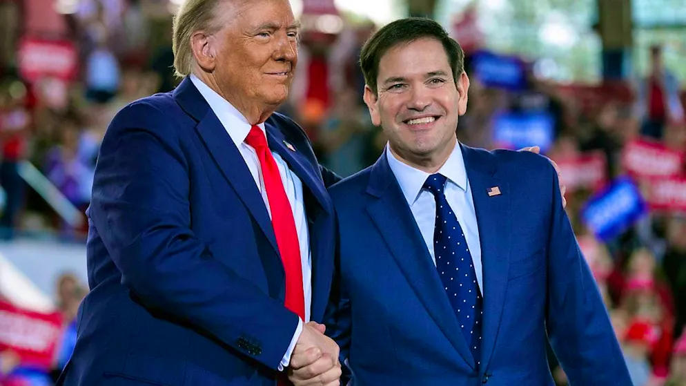 ARCHIVE - Donald Trump (l), Republican presidential candidate and former US president, greets Senator Marco Rubio of Florida during a campaign event at the J.S. Dorton Arena. The Republican Senator from the state of Florida, Marco Rubio, is to become Secretary of State in Donald Trump's future US administration. Trump announced this in a written statement. Photo: Evan Vucci/AP/dpa