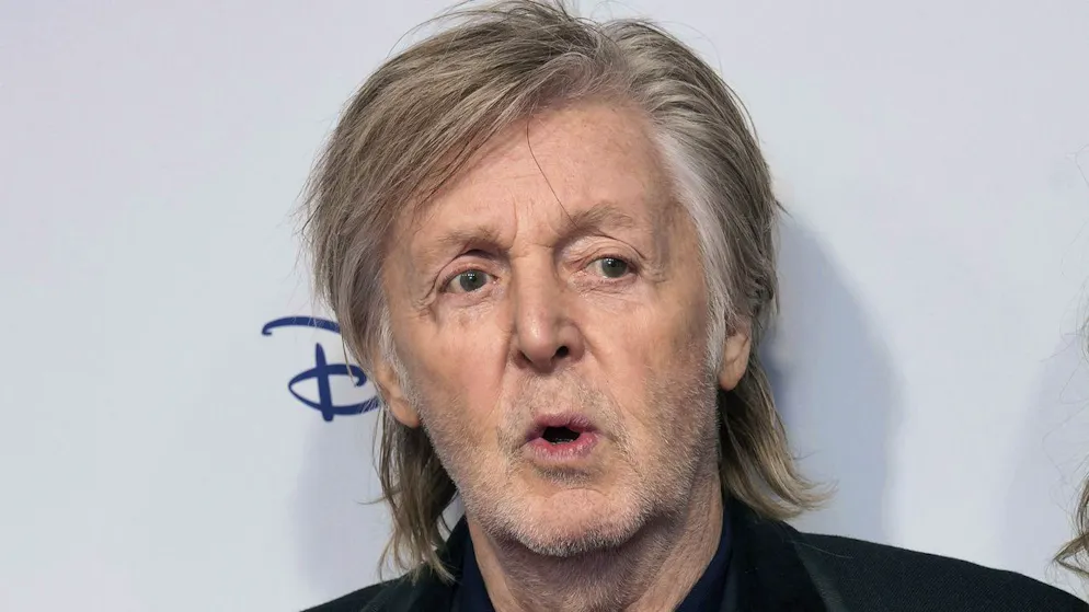 Paul McCartney rende attenti all'uso dell'IA nel mondo della musica.