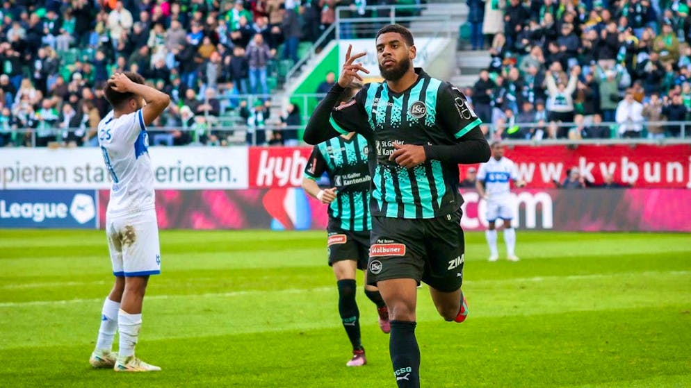 Winning goal scorer Willem Geubbels celebrates