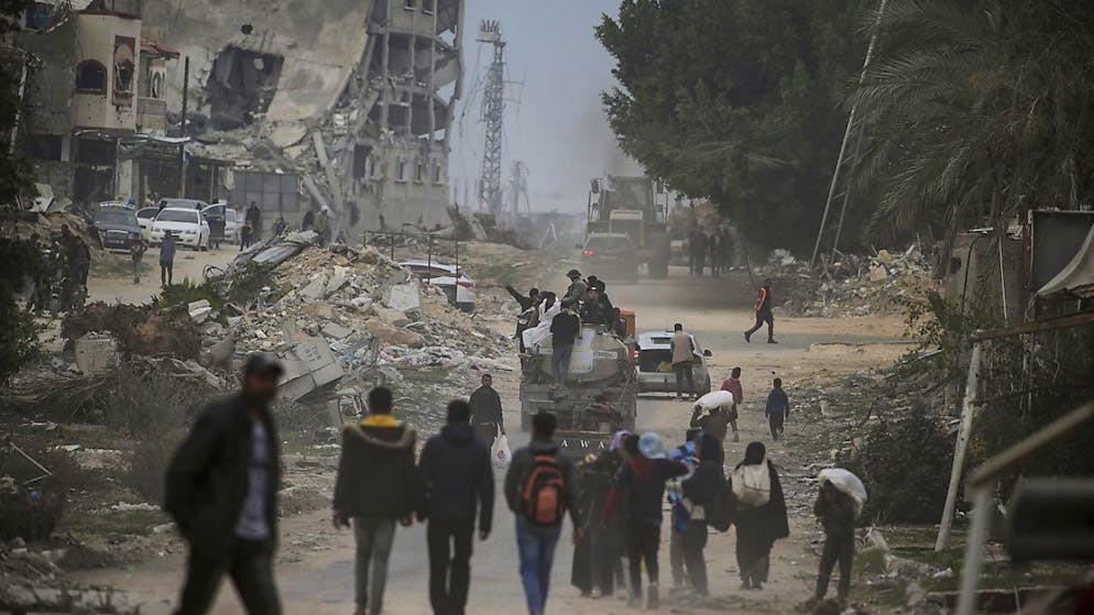 Guerre à Gaza. Trump dit réfléchir à un plan pour déplacer des Palestiniens