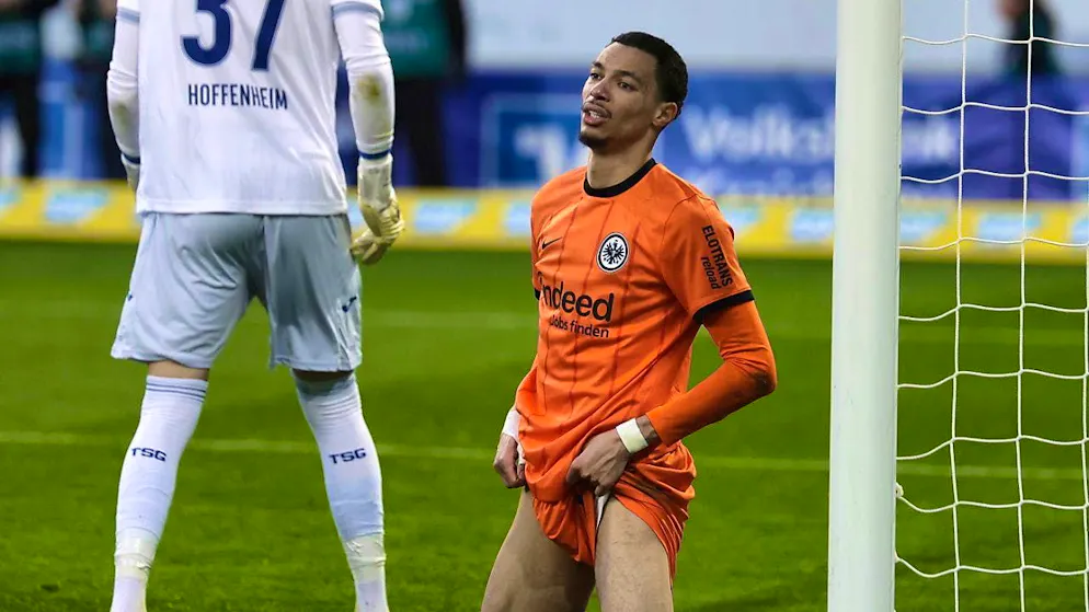 Hugo Ekitiké's two goals are not enough for Frankfurt. In the end it's 2:2 in Sinsheim