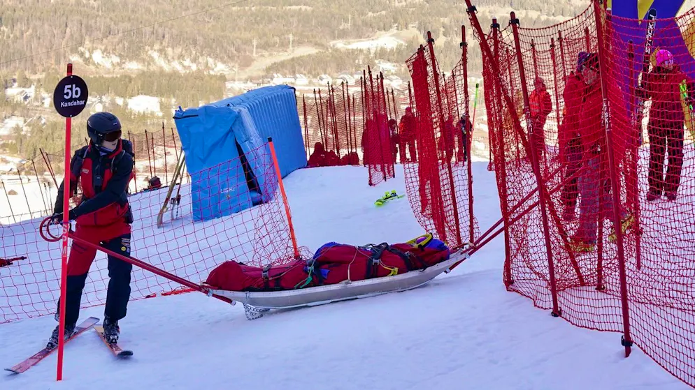 Stephanie Jena s’est blessé lors de l’entraînement pour la descente de Garmisch.