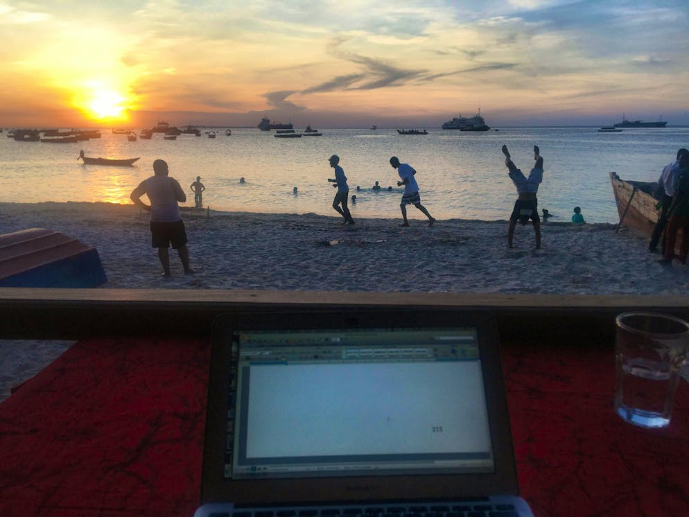 Swiss author writes in paradise: Christine Brand lives in Zanzibar in winter. She has arrived in paradise.