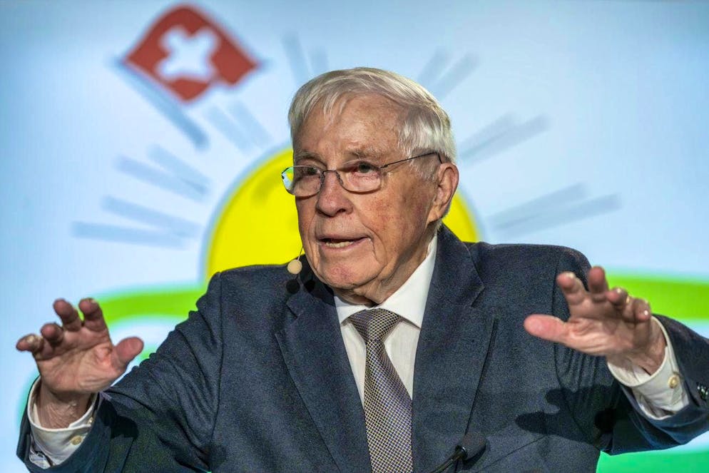 Former Federal Councillor Christoph Blocher could imagine returning to the national government.