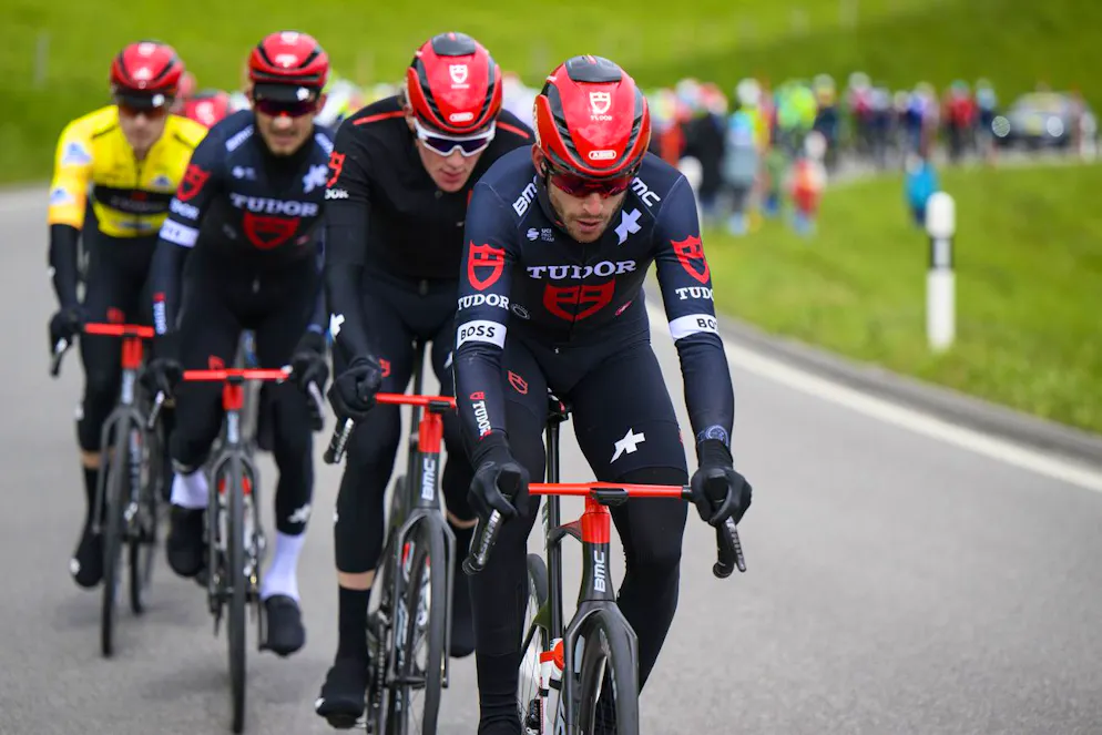L'équipe Tudor durant le Tour de Romandie en 2024