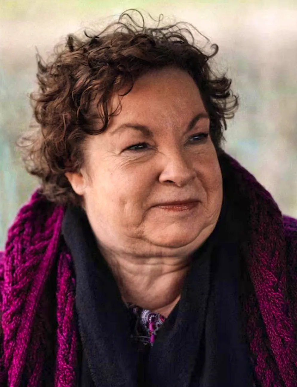 Caroline Kelly conduce una vita lontana dalle luci della ribalta. Ha fatto parte della famosa band familiare irlandese dal 1974 al 1982. Nella vita privata canta ancora.