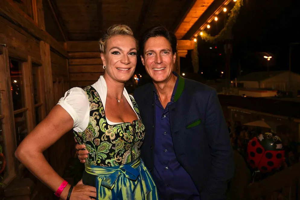 Former ski racer Maria Höfl-Riesch and her husband Marcus Höfl at Oktoberfest 2022.