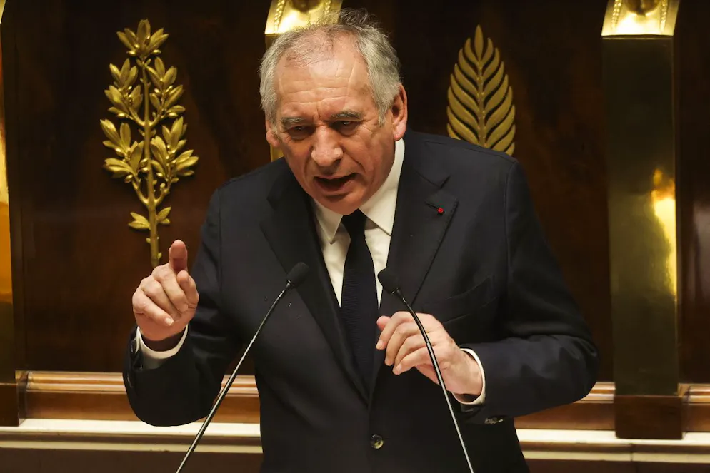 «Le champ du référendum est très clairement défini par les institutions. Il faut que ce soit l'organisation des pouvoirs publics, économique ou sociale», a justifié le Premier ministre, sans exclure de pouvoir solliciter cet outil sur d'autres sujets que l'immigration.