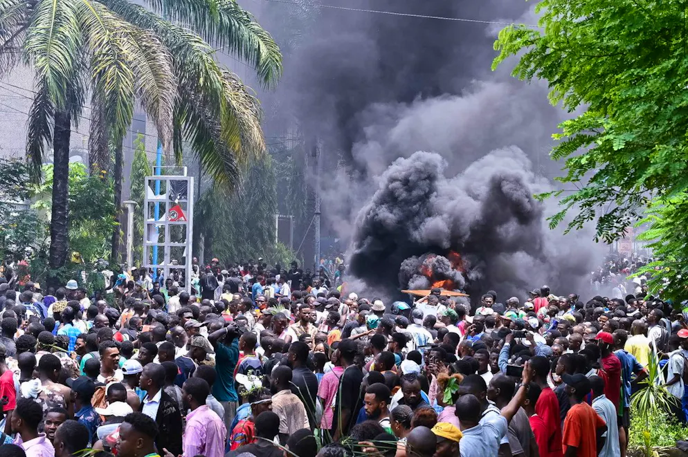 Le tensioni per l'escalation dell'annoso conflitto hanno portato manifestanti ad attaccare le ambasciate di Francia, Belgio, Uganda, Ruanda e Kenya nella capitale Kinshasa.