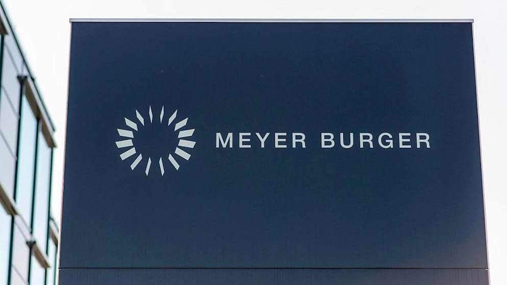 Der in der Krise steckende Solarzellenhersteller verkauft seine Neuenburger Tochterfirma. (Archivbild)