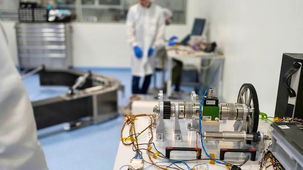 Start-up from Lausanne cleans up scrap in space - Gallery. The launch of the mission is planned for 2027/28.